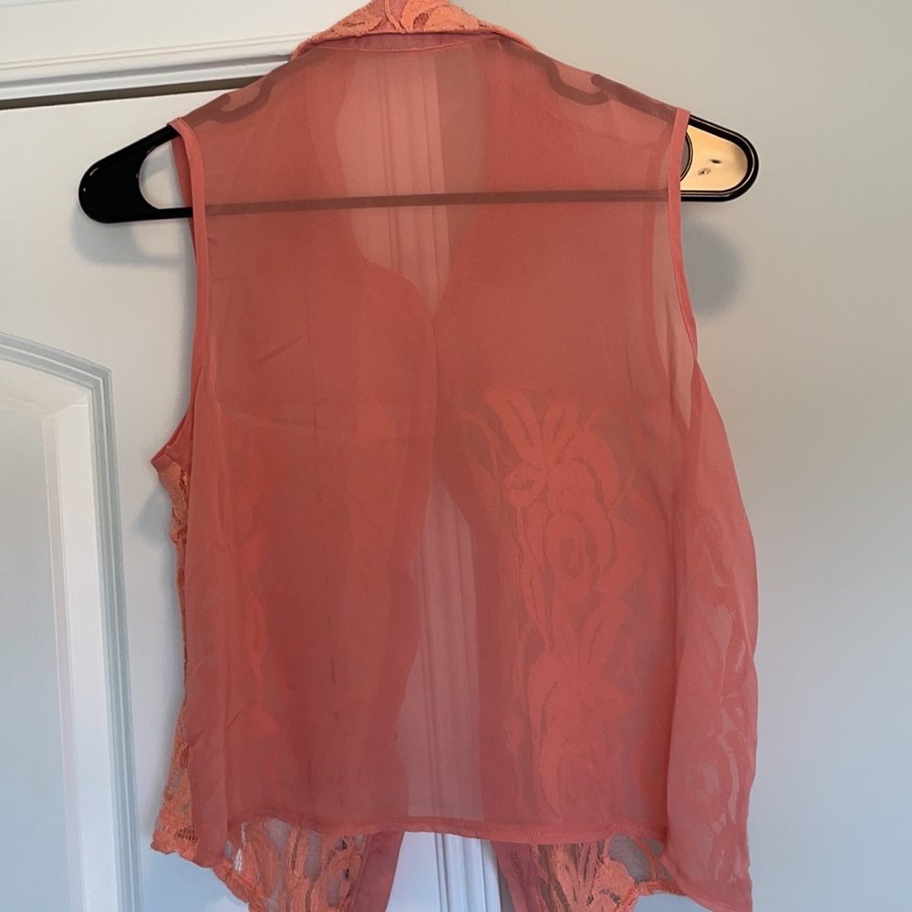 Blouse - Picture 2 of 2